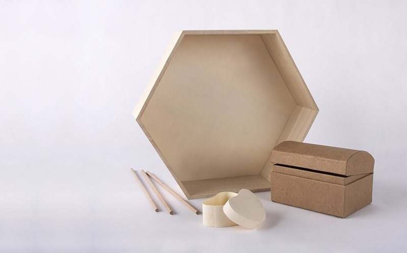 Holz, MDF & Pappmaché