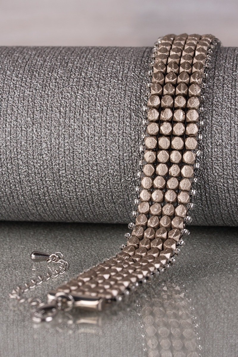 Antiques, taupefarbenes Armband