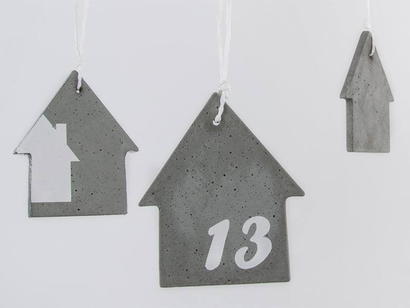 Pendant out of cement „House“