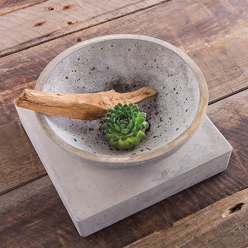 Beton-Schale auf Sockel