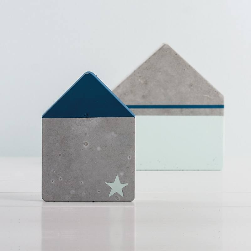 Cement-house with a blue star