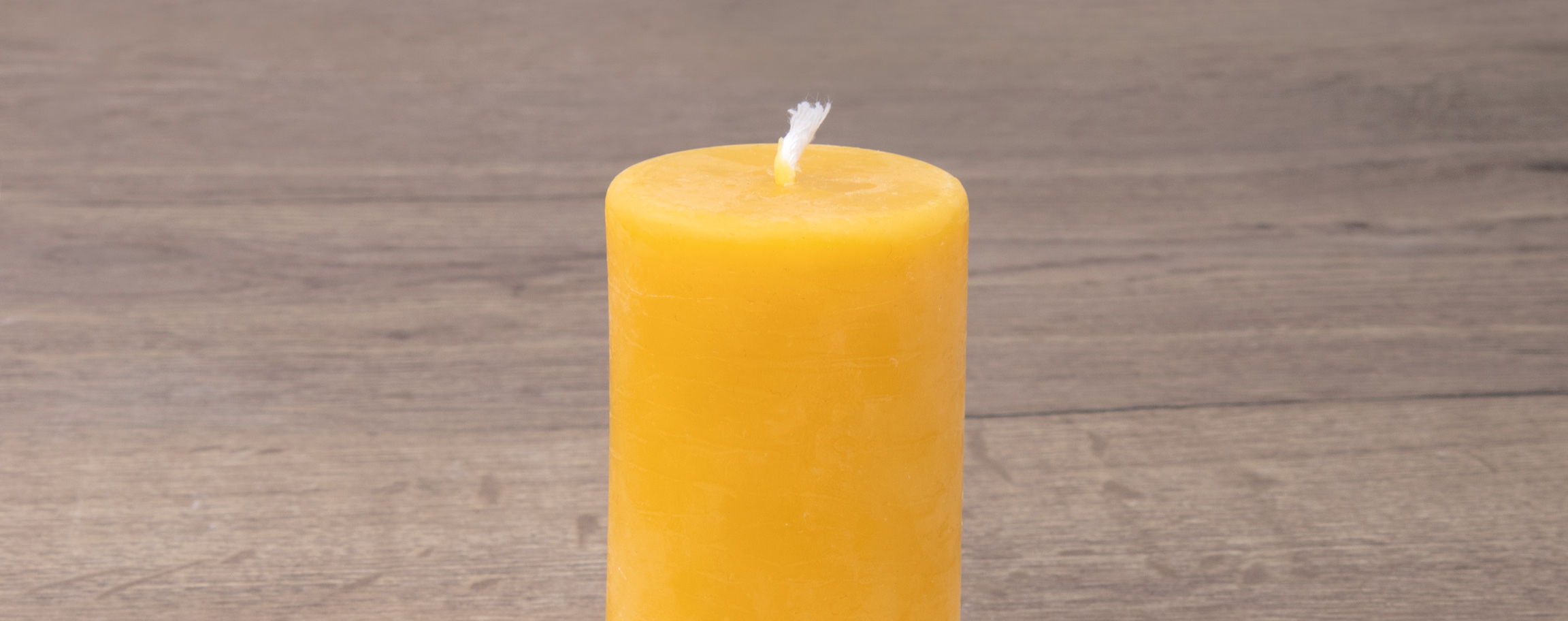 Beeswax candle