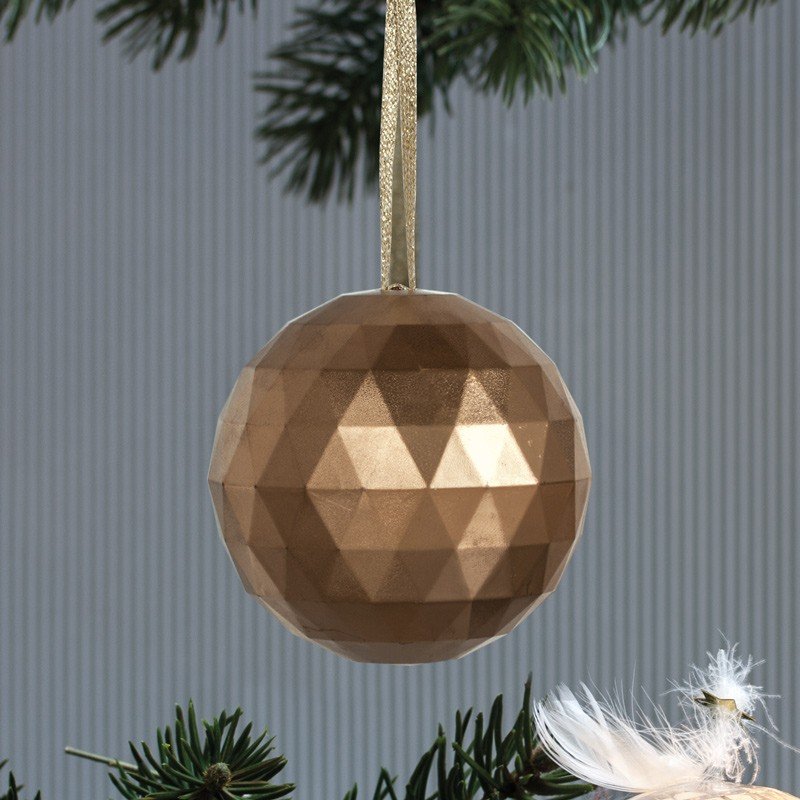 Plastic ball faceted 