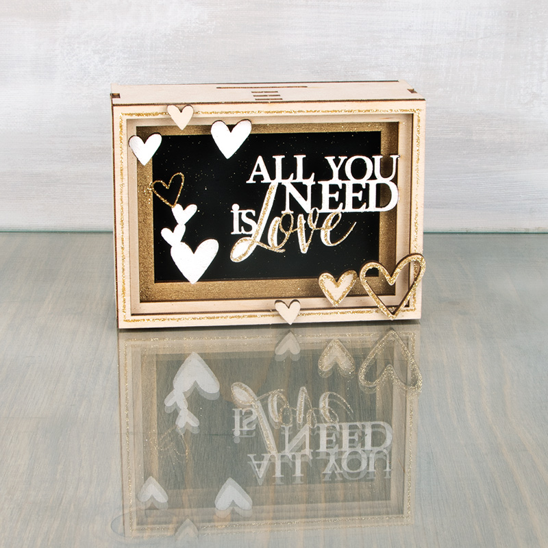 Wooden gift box „Love“