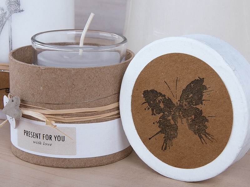 Kerzenglas in Geschenkdose mit Schmetterling