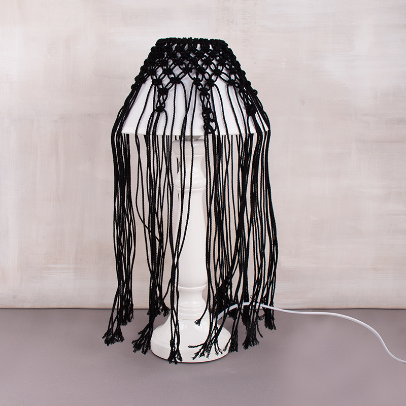 Lampe Makramee