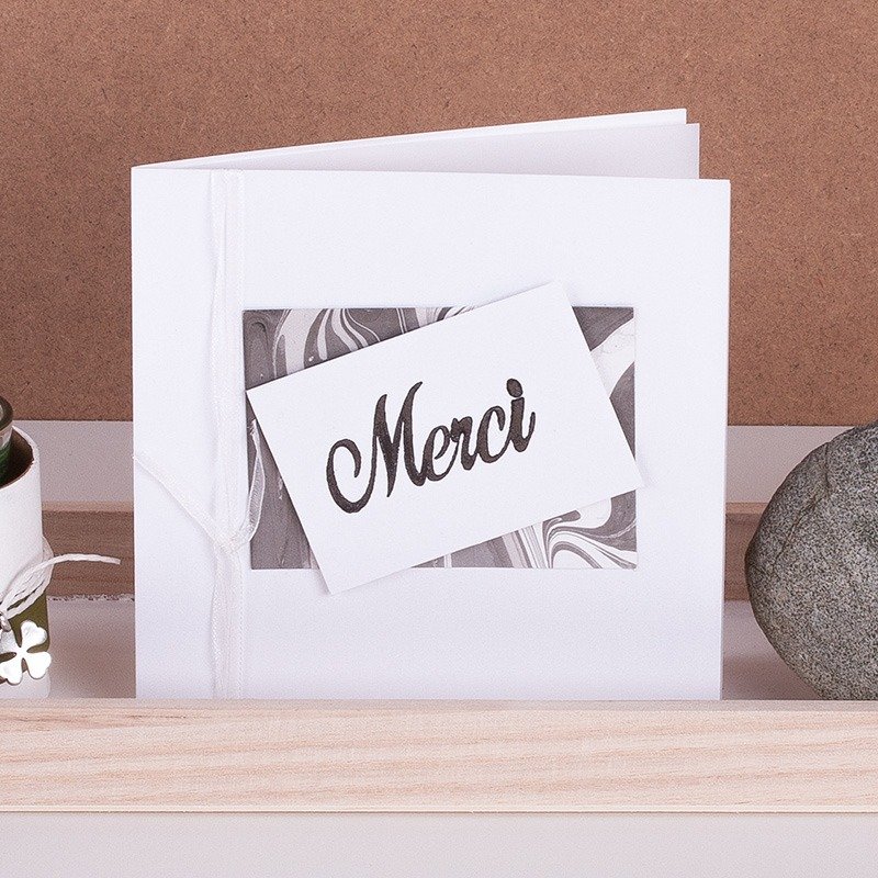 Marbled card „Merci“ with organza ribbon