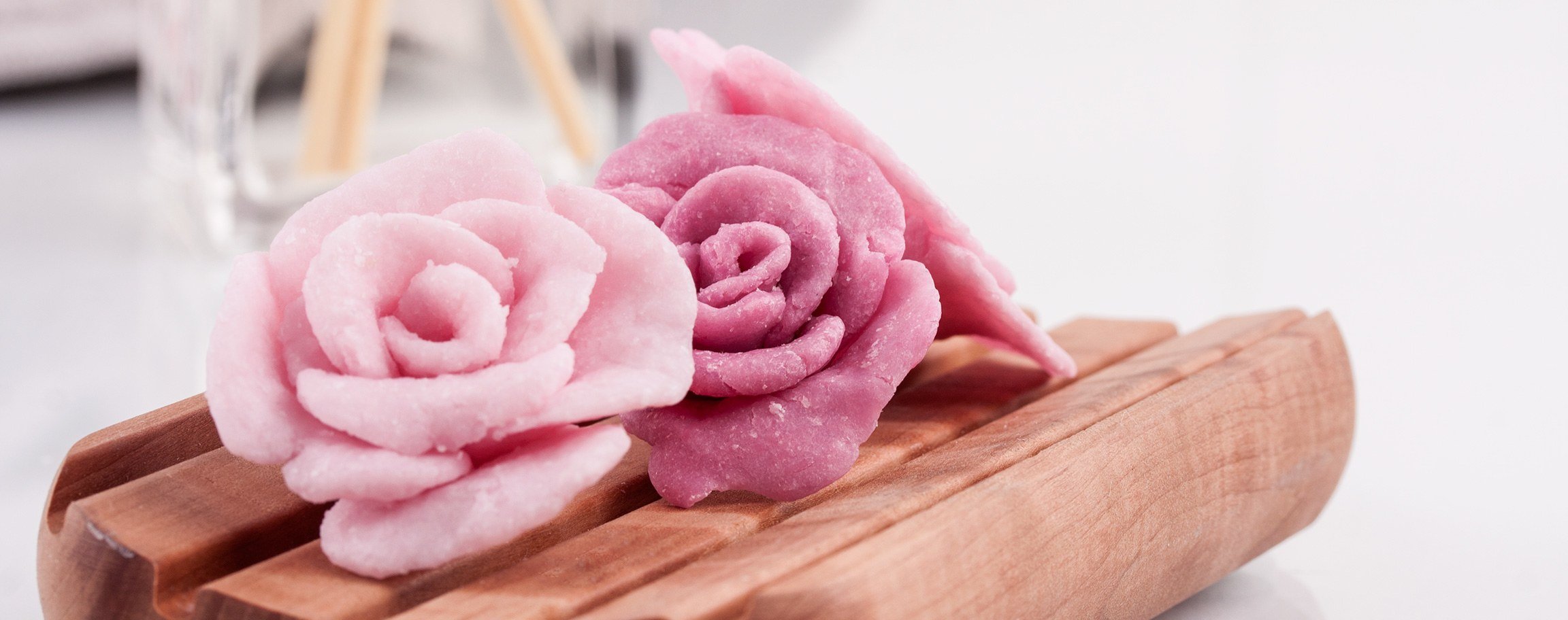 Pinkish rose-shaped kneading-soap