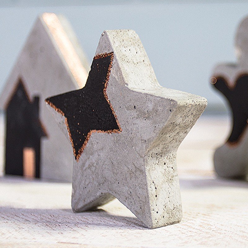 Stencilled star out of concrete