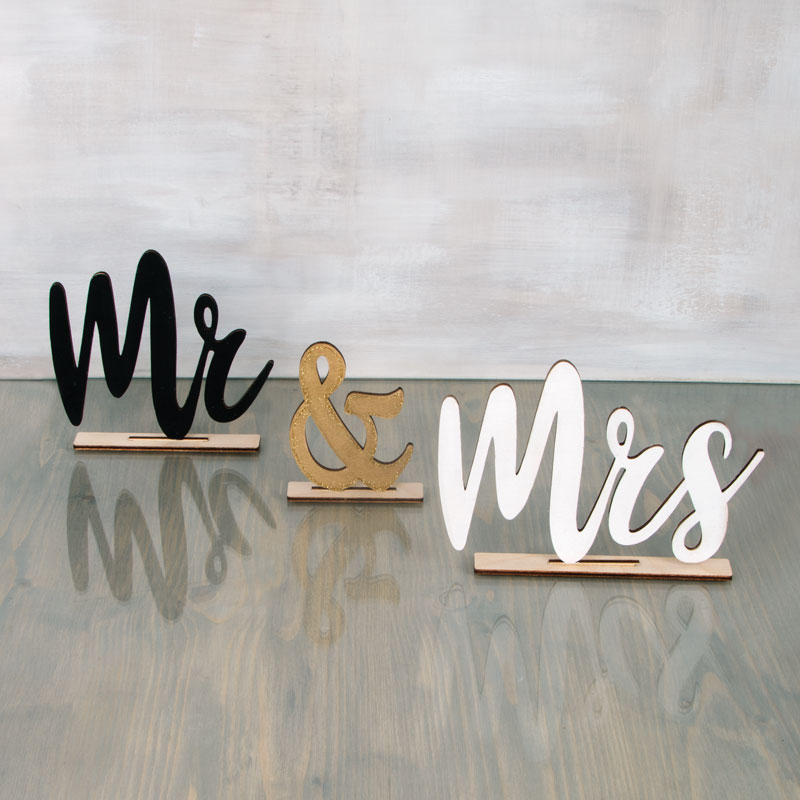 Writing „Mr & Mrs“