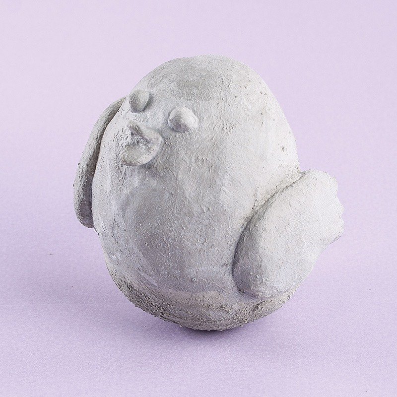 Bird out of kneading-cement