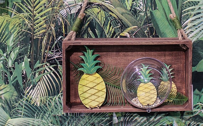 Wanddeko Holzkiste mit Ananas